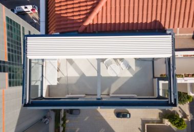 pergola toit retractable